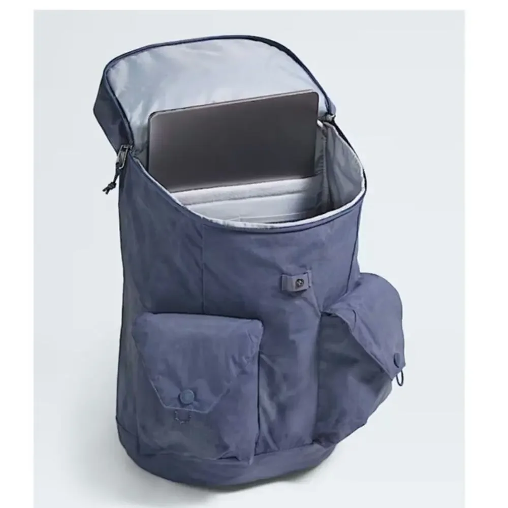 THE NORTH FACE Glen Canyon Rucksack in White Dune/Desert Sand